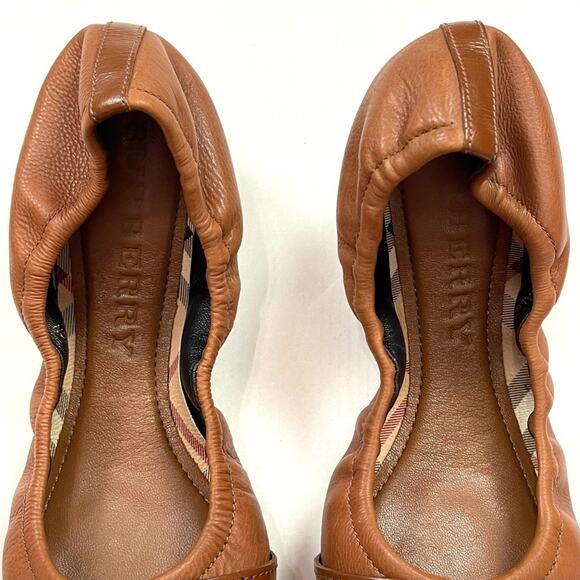 Like NEW Burberry Plaid Haymarket Aston Ballerina Flats EU 37.5 - Picture 5 of 14